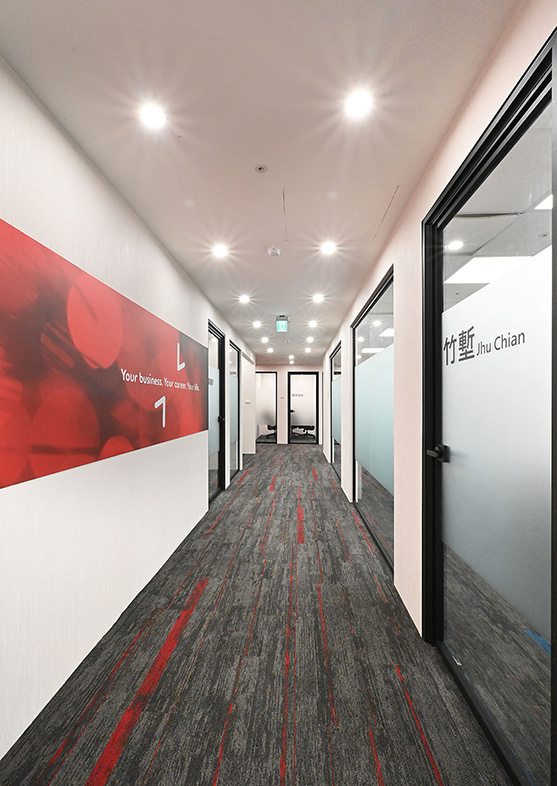 Adecco Adecco