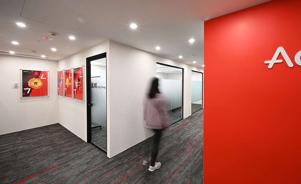 Adecco Adecco